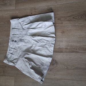 Women's White Pleated Shorts
